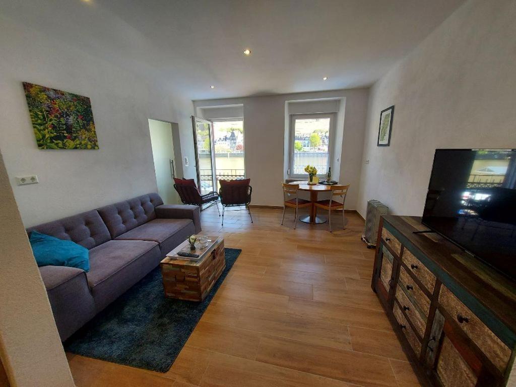 Moselliebe Zell Apartment Bagian luar foto